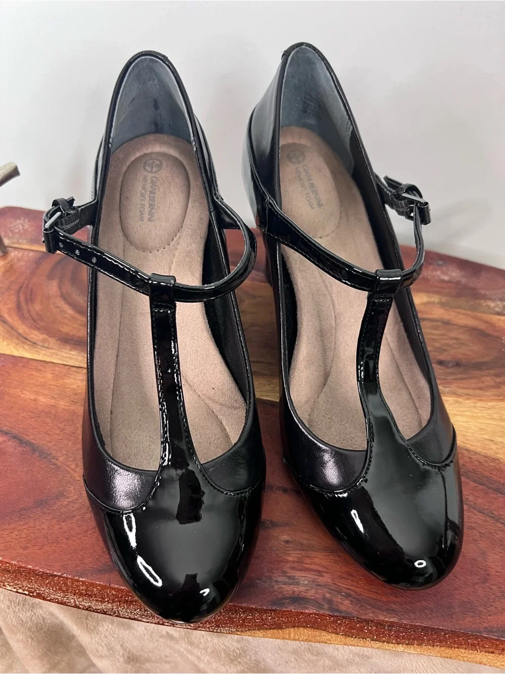 Giani Bernini Black Patent T-Strap Mary Jane Pumps Women’s 8 M